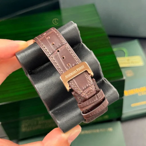 Audemars Piguet Royal Oak Selfwinding Chronograph 26239OR.00.D812CR.01 41mm Rose Gold - VIP Version